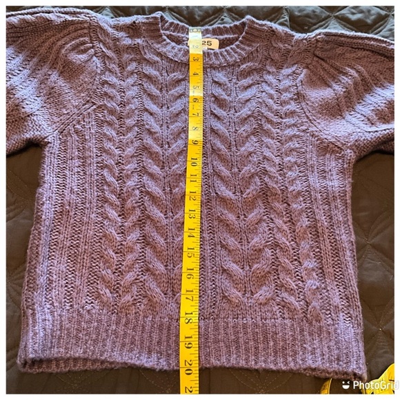 Like New Sweater from 525 America - Picture 10 of 11